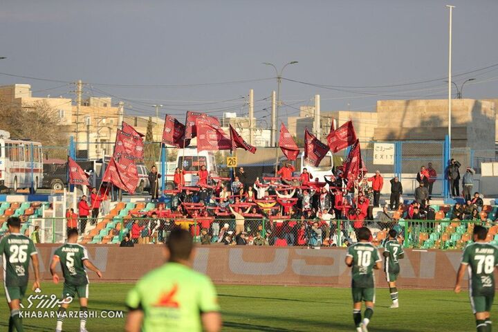 هواداران پرسپولیس؛ پرسپولیس - آلومینیوم
