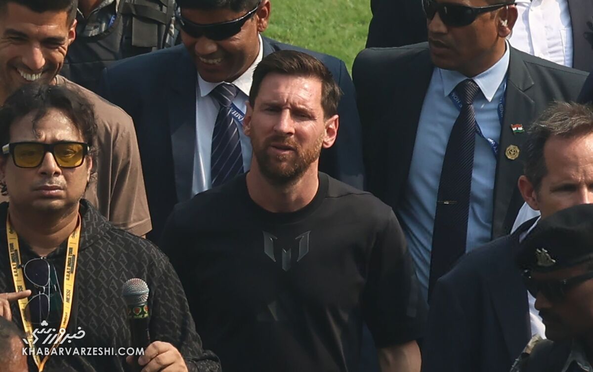 کلافگی مسی از هرچ و مرج در تور کلکته