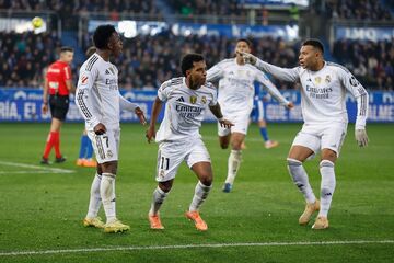 آلاوس ۱ - رئال مادرید ۲/ نجات به‌دست سرباز رودریگو؛ آلونسو فعلاً ماندگار است