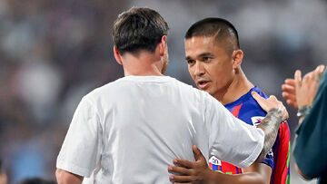 ملاقات فراموش‌نشدنی لیونل مسی و اسطوره فوتبال هند + عکس و فیلم