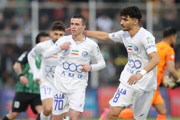 با غلبه بر جانشین بیرانوند، پنالتی زن استقلال به کورس آقای گلی برگشت