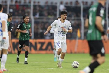 پدیده استقلال مثل بازیکن پرسپولیس از تیم ملی انصراف داد!