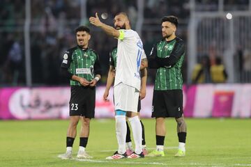 انتقاد صریح هواداران استقلال از کاپیتان چشمی/ فاصله کیلومتری روزبه با کاپیتان همیشگی