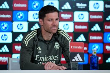 اتهام بزرگ سرمربی رئال مادرید به بارسلونا/ آلونسو: این رسوایی باورنکردنی است!