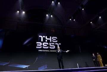 معرفی بهترین‌های فیفا در سال ۲۰۲۵/ دمبله و بونماتی بهترین بازیکن سال شدند