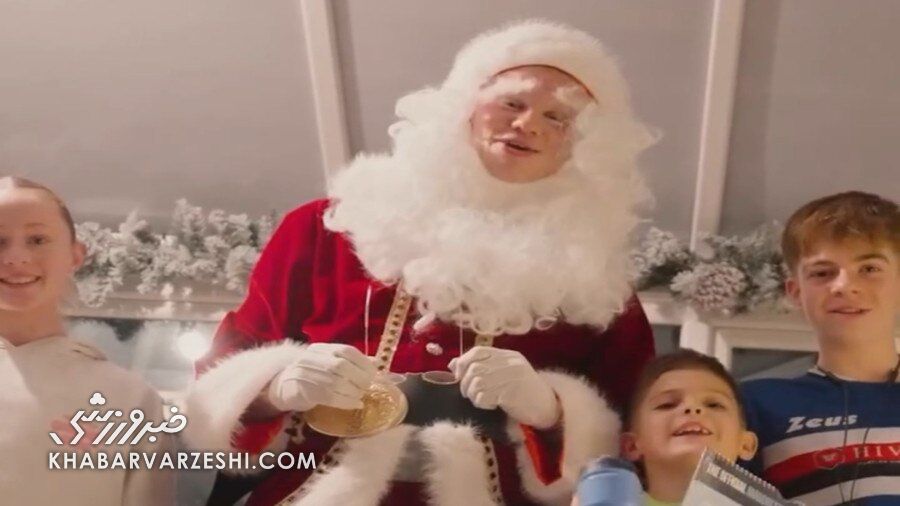 ویدیو| هالند لباس بابانوئل پوشید/ سورپرایز جذاب کودکان