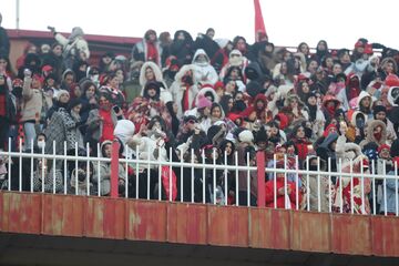 شعارهای توهین‌آمیز هواداران تراکتور علیه پرسپولیسی‌ها