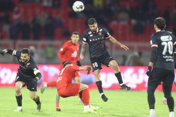 سوت پایان بدون وقت تلف شده، دکتر بیژن روزه شک دار نگرفت!