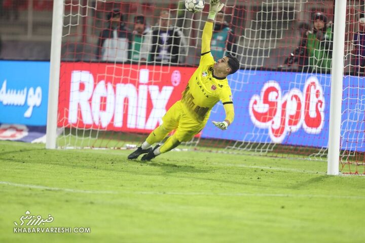 پیام نیازمند؛ تراکتور - پرسپولیس