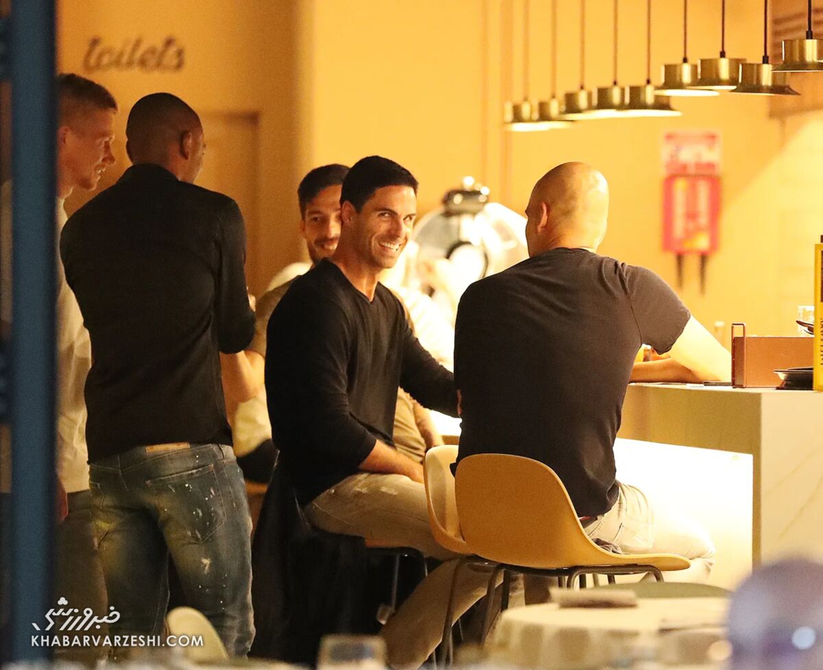 میکل آرتتا در رستوران پپ گواردیولا