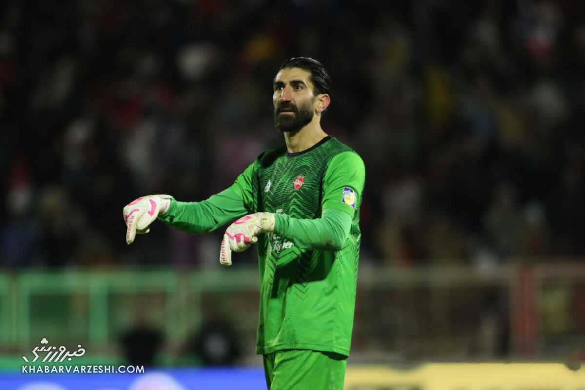 بیرانوند در گفتگو با خبرورزشی: کسی نمی‌تواند من را از تاریخ پرسپولیس حذف کند/ دعا می‌کردم بازی به پنالتی برود/ واکنش نشان دادم چون دلی آقا کریم را دوست دارم