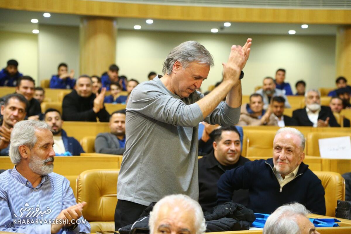 ملاقات علی تاجرنیا با کاپیتان تیم ملی/ استقلالی محبوب به خانه برمیگردد جوادزرسنچه