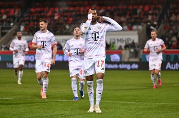 هایدنهایم ۰ - بایرن مونیخ ۴/ آتش توپخانه صدرنشین خاموشی ندارد