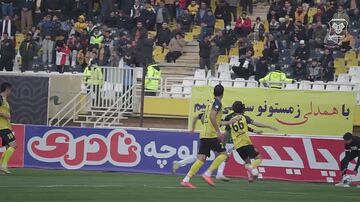 ویدیوی باشگاه خیبر از سه بار باز کردن دروازه سپاهان