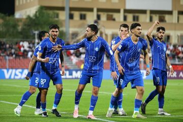 ویدیو| ژست دسته‌جمعی بازیکنان استقلال/ واکنش فوری به حضور در مرحله حذفی سطح دوم آسیا