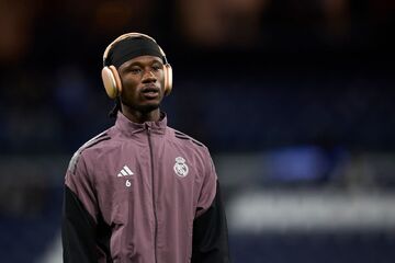 ستاره رئال‌مادرید اصالتش را فراموش نکرد؛ اینجا کشور من است +عکس