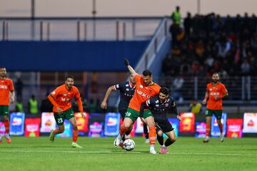 جدول| ادامه جنگ صدرنشینی قبل از پایان نیم فصل/ جایگاه جدید پرسپولیس و استقلال