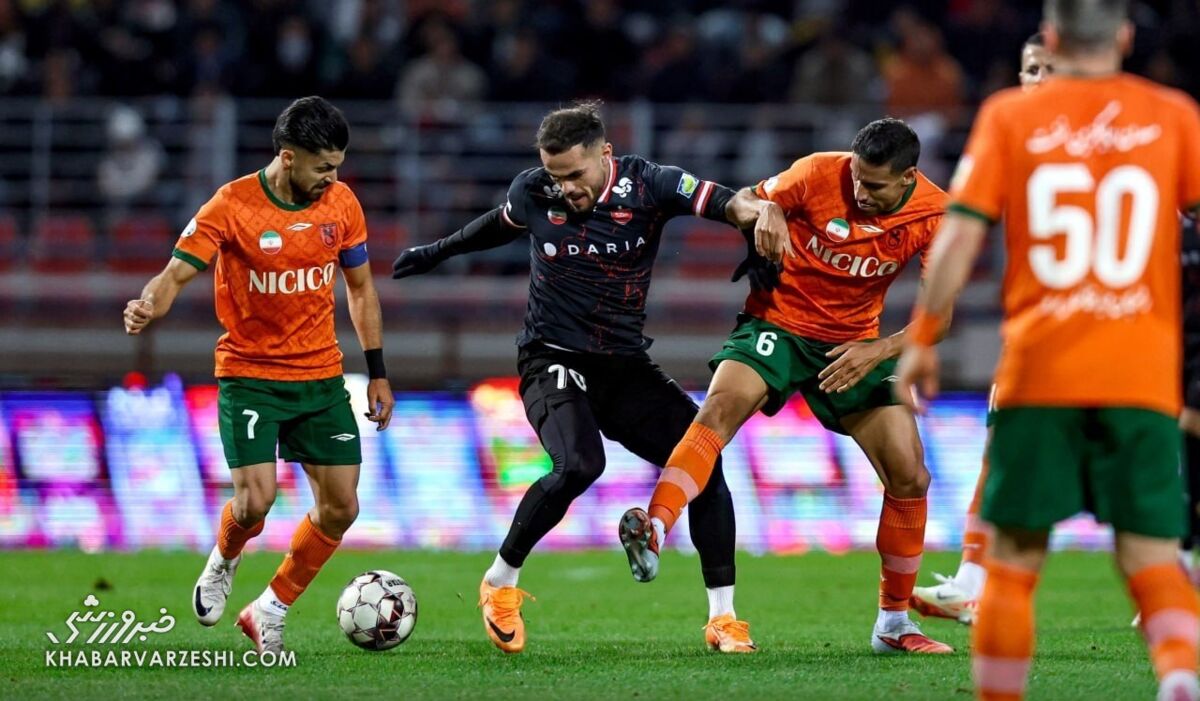 شب درخشان ستاره پرسپولیس در رفسنجان؛ اورونوف چطور نقشه جباری را بیاثر کرد پرسپولیس و مس رفسنجان