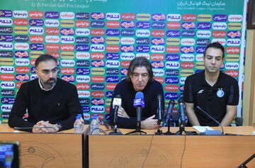 ویدیو| ساپینتو: گفتند قرار است در مشهد بازی‌ کنید، نمی‌دانم یکباره چه شد!