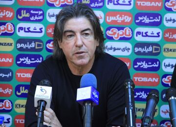 ساپینتو هشدار داد: باید زمین خودمان را داشته باشیم/ برد این بازی برای ما حیاتی است