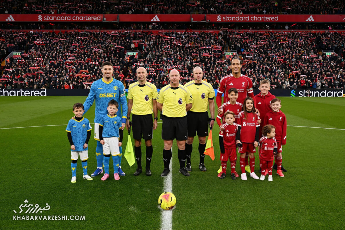 فریم به فریم با سکوت احساسی در قلب فوتبال/ وراثان ژوتا دست به دست کاپیتان قبل از کریسمس +عکس