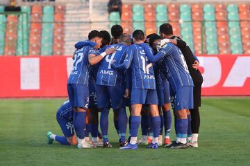 رفیق قلعه‌نویی به کمک استقلال می‌آید