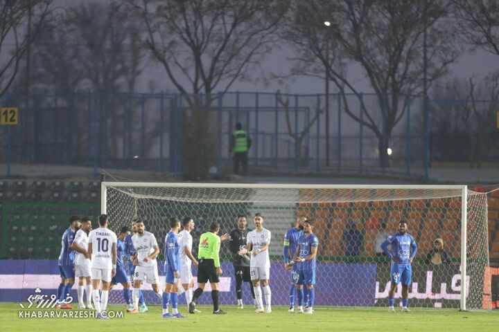 استقلال - گل گهر