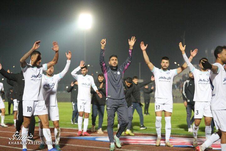 بازیکنان گل گهر؛ استقلال - گل گهر