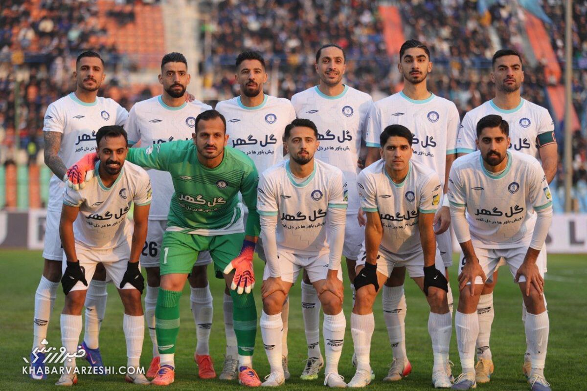 عکس تیمی گل گهر مقابل استقلال