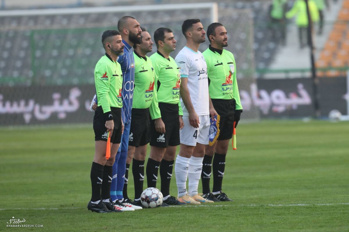 ویدیو| افشای صحبت‌های بازیکنان گل‌گهر با داور در بازی استقلال