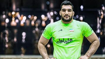 محمد بنا دست روی یک کشتی‌گیر ایرانی گذاشت/ آذربایجان بیخیال قهرمانان ایران نمی‌شود