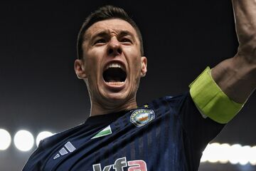 شرط مهاجم مدنظر پرسپولیس/ واکنش گزینه اوسمار به پیشنهاد سرخ‌ها