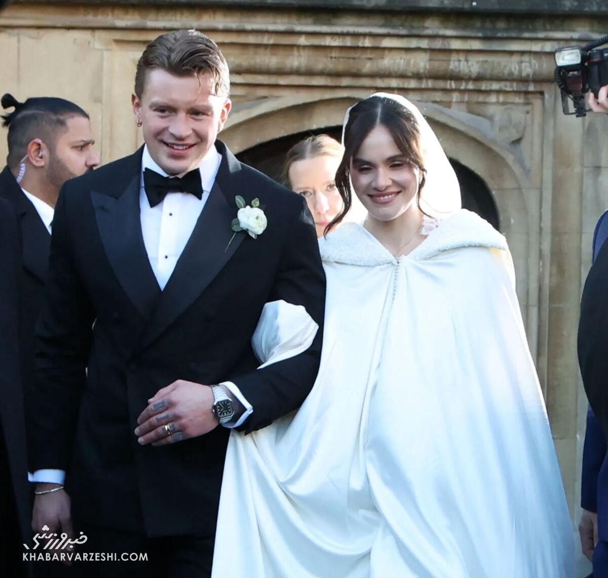 آدام پیتی و همسرش هالی