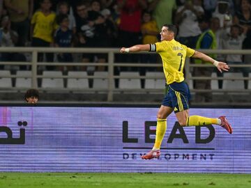 امپراتور گل‌ها در عربستان؛ رونالدو در النصر ۳ ساله شد +عکس