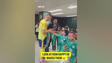 ویدیو| محبوبیت رونالدو؛ شادی کودکان وقتی کریس را می‌بینند