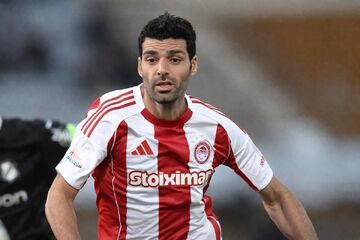 طارمی با قیچی خودزنی کرد!/ مهاجم ایرانی رسماً خطاکار شد +عکس