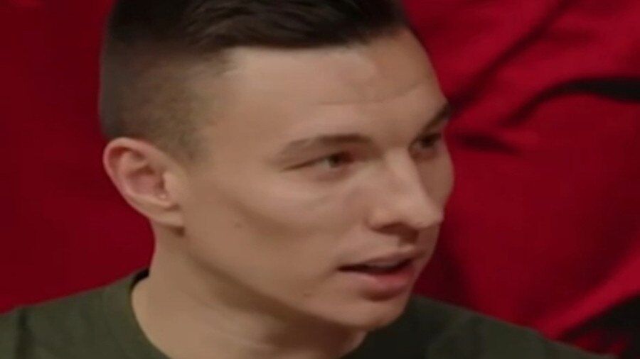 ویدیو| سرگیف به فارسی سرود قهرمانی پرسپولیس را خواند!