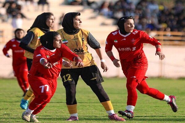 امتیازهای پرسپولیس و سپاهان تقسیم شد امتیازهای پرسپولیس و سپاهان تقسیم شد