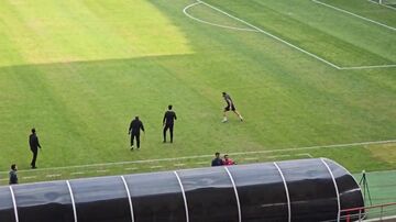 ویدیو| اورونوف اینجا مصدوم شد؟/ اتفاق عجیب در گرم کردن!