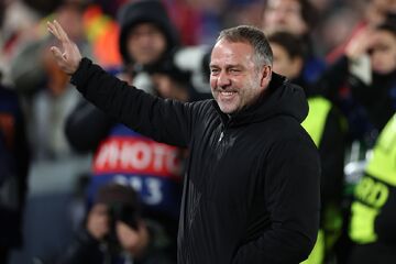 سرمربی بارسلونا: تیم‌های دیگر برایم مهم نیستند؛ گل دروازه‌بان را از تلویزیون دیدم