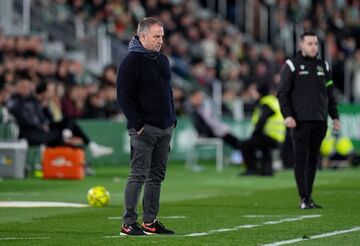 فلیک: صادقانه از وضعیت رافینیا راضی نیستم/ نمی‌گویم کدام بازیکن فیکس است