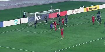 گل اول شباب الاهلی به خورفکان (سعید عزت اللهی)