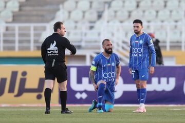 دستور اعزام روزبه چشمی به امارات صادر شد/ کاپیتان استقلال مسافر دبی می‌شود 