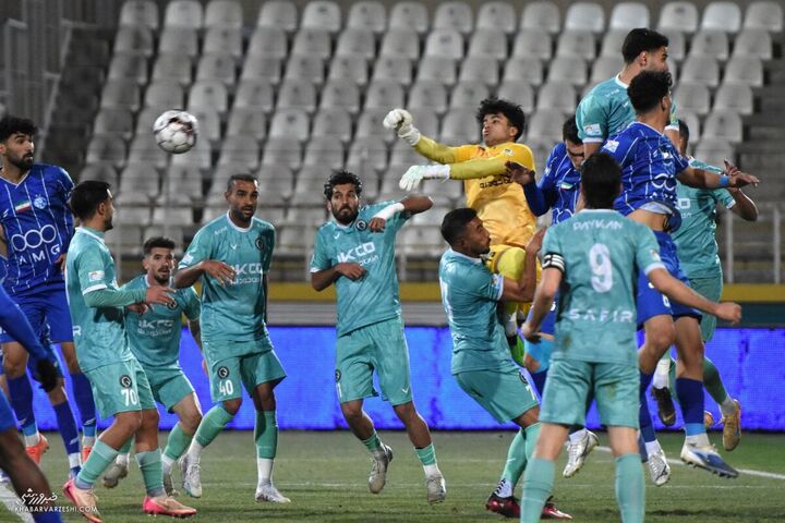 پیکان - استقلال