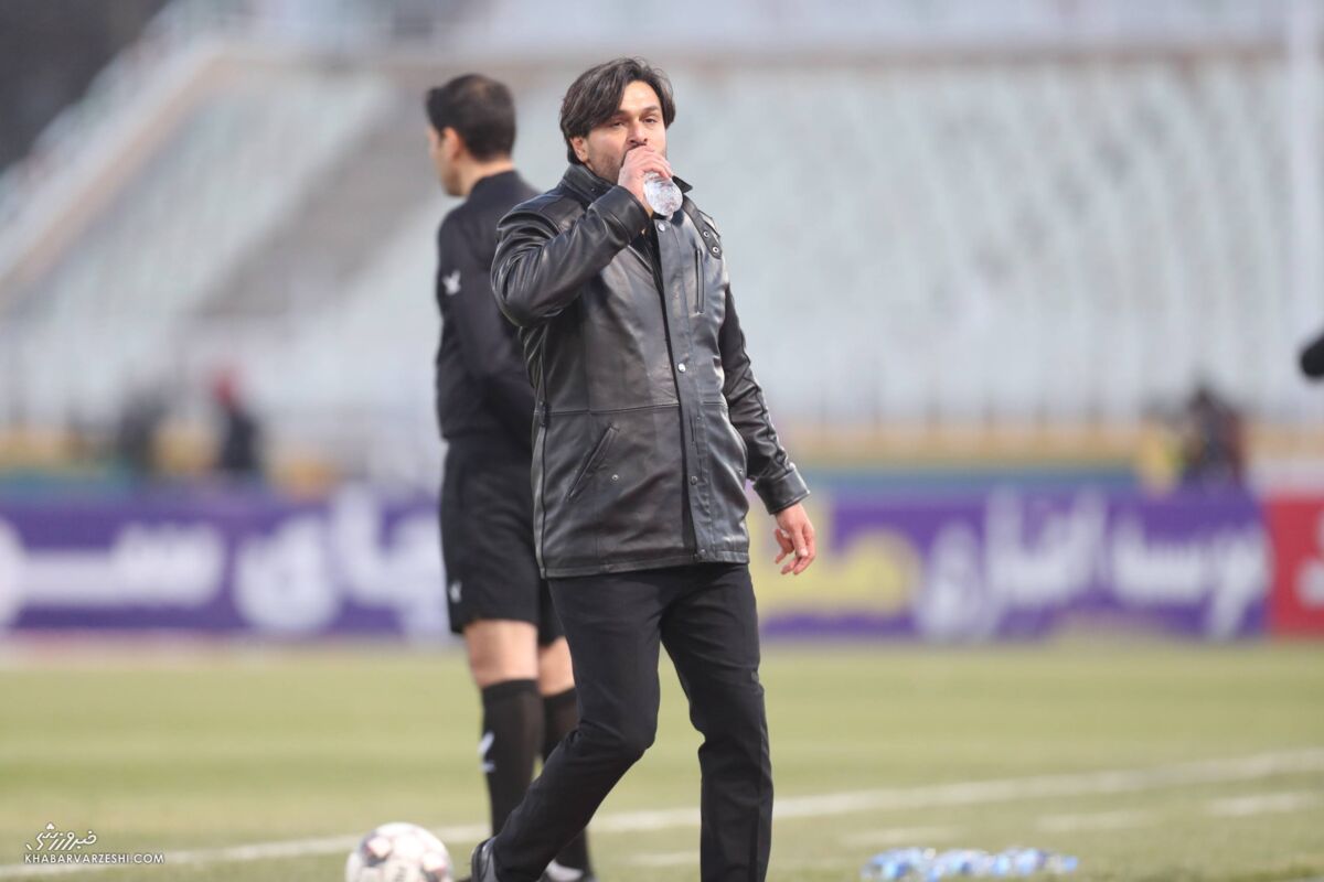 ویدیو| اخراج جنجالی در دیدار پیکان – استقلال