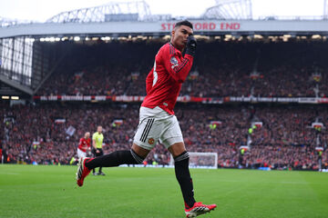 ویدیو| شادی گل مشترک ستاره منچستریونایتد و پسرش بعد از گلزنی