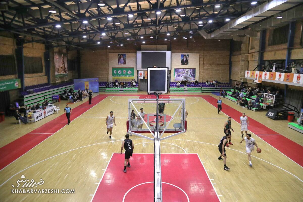 استقلال صدرنشین لیگ برتر شد