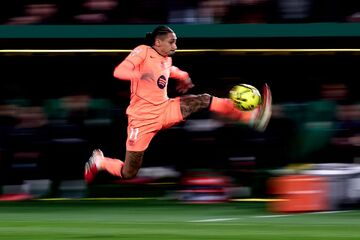 غیبت اجباری رافینیا در بازی حذفی بارسلونا