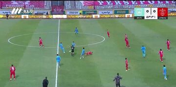 ویدیو| رقیب پرسپولیس اینگونه ۱۰ نفره شد + بررسی VAR