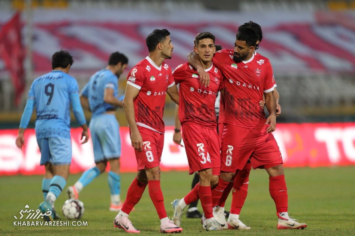 پرسپولیس امروز صدرنشین می‌شود/ به اوسمار و شاگردانش ایمان دارم